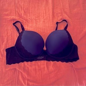 Torrid black and blue lace trimmed bra 40C